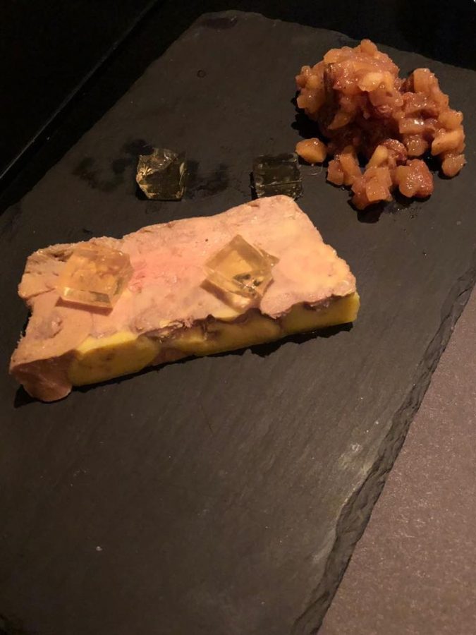 51010820_2259075624360817_5338328020291682304_n-675x900